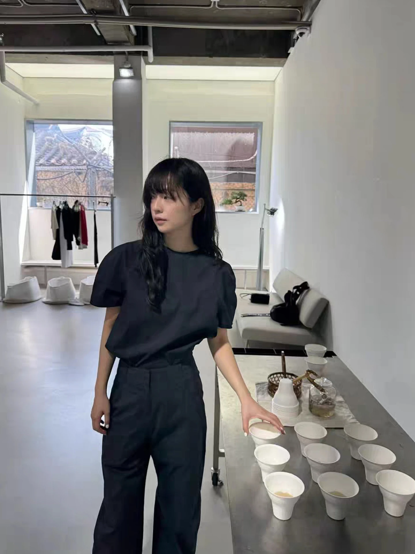 Korean Style Women's round Neck Short Sleeve Bubble Sleeve Top Shoulder Insert Design Summer New Arrival Simple Commute Style
Korean Style Women's round Neck Short Sleeve Bubble Sleeve Top Shoulder Insert Design Summer New Arrival Simple Commute Style