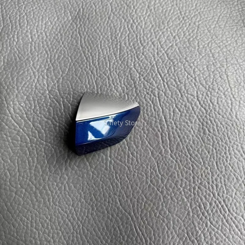 1 шт. Подходит для современных совершенно новых моделей Shengda 19-21, с ручкой левой передней двери, боковой крышкой и внешней ручкой.
1 шт. Подходит для современных совершенно новых моделей Shengda 19-21, с ручкой левой передней двери, боковой крышкой и внешней ручкой.