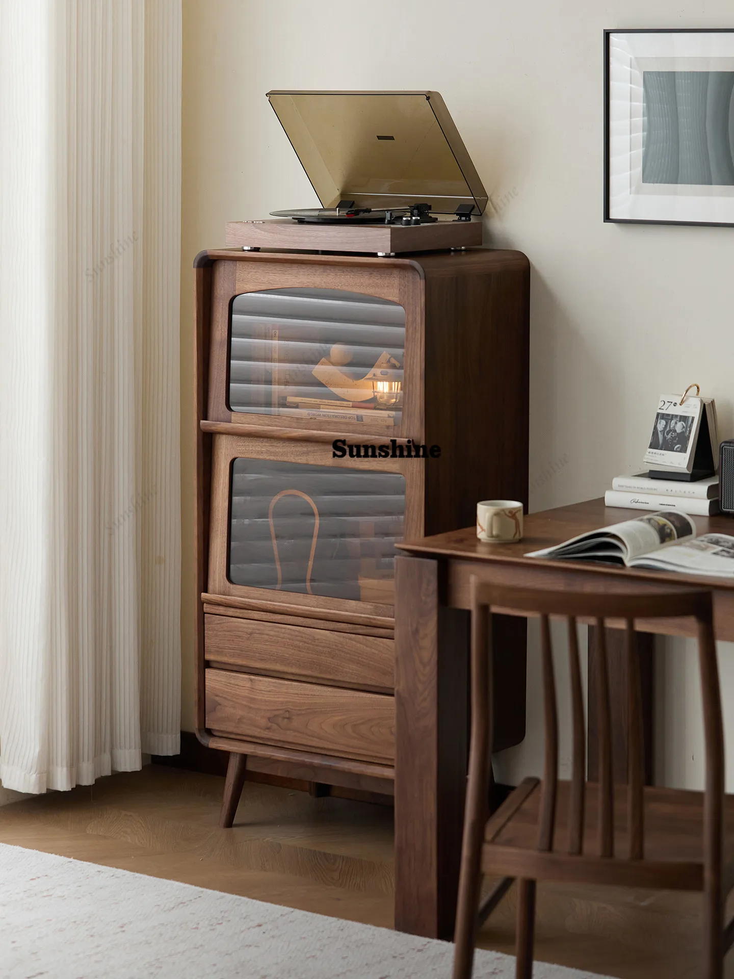 New Chinese-style solid wood dining side cabinet, living room storage floor cabinet
New Chinese-style solid wood dining side cabinet, living room storage floor cabinet