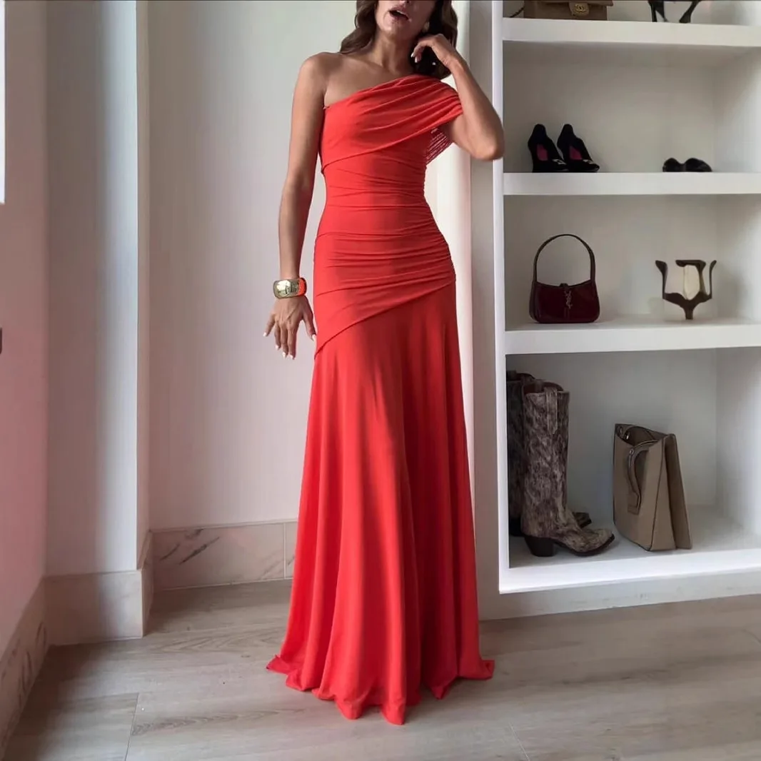 Asymmetrical Dress Autumn Diagonal Neck High Waist Long Skirt Lady Elegant One-shoulder Sleeve Elegant Banquet Dress New Style
Asymmetrical Dress Autumn Diagonal Neck High Waist Long Skirt Lady Elegant One-shoulder Sleeve Elegant Banquet Dress New Style