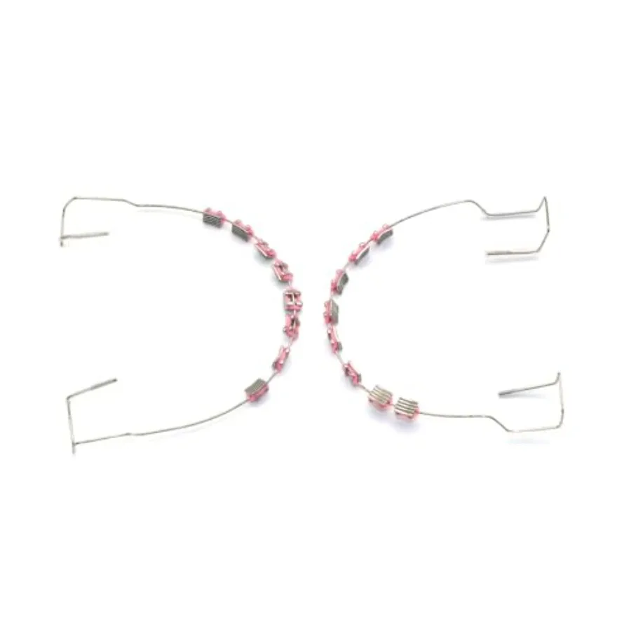 -Metal bracket and orthodontic strap set, 1 set of props with metal wires for orthodontists to explain, props set for dental st
-Metal bracket and orthodontic strap set, 1 set of props with metal wires for orthodontists to explain, props set for dental st