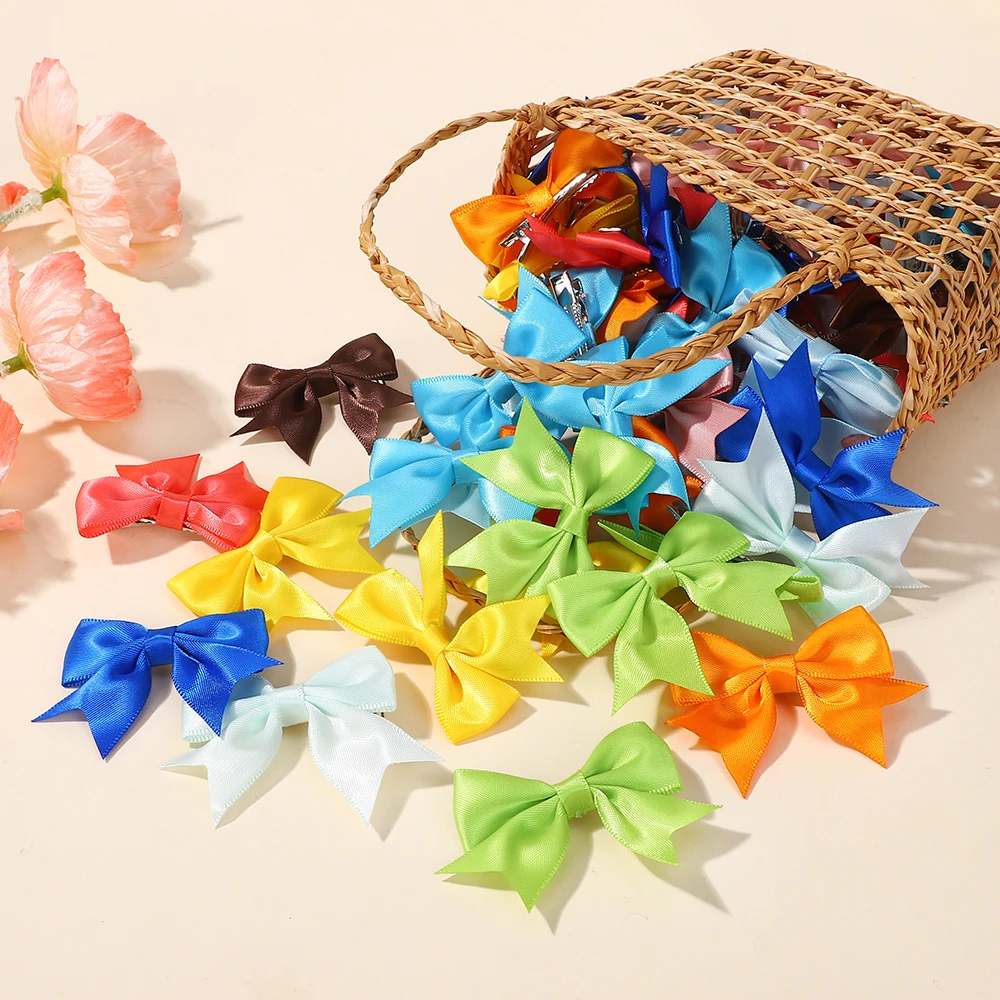 50Pcs Random Color Mini Bows Hair Clips Assorted Colors Delicate Ribbon Hair Accessories for Girls Sweet Hairgrips Wholesale
50Pcs Random Color Mini Bows Hair Clips Assorted Colors Delicate Ribbon Hair Accessories for Girls Sweet Hairgrips Wholesale
