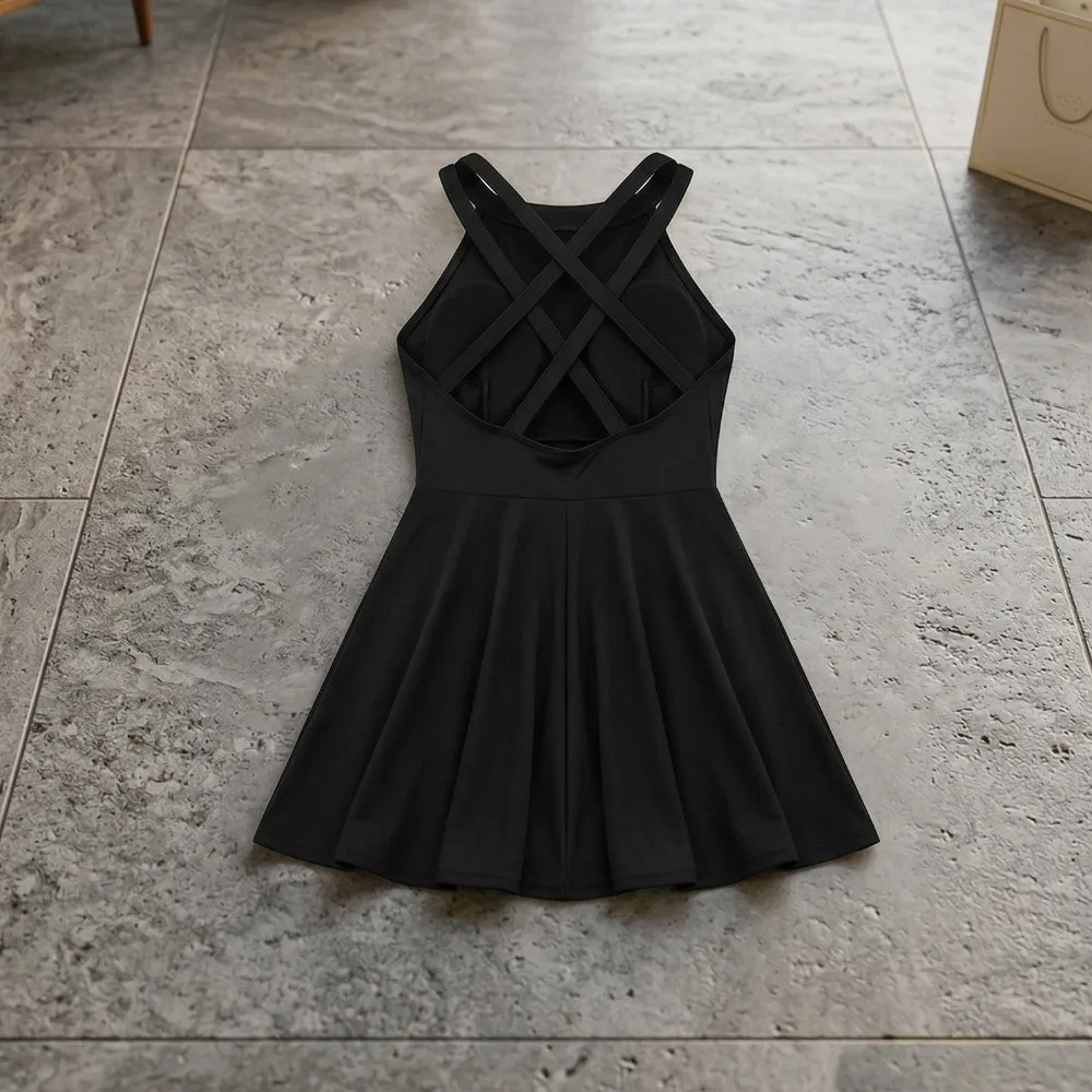 Sweet Slim Fit Backless Skirt Swimsuit Pleated Sleeveless Hanging Neck Swimsuit Beachwear Hot Spring Swimwear Women
Sweet Slim Fit Backless Skirt Swimsuit Pleated Sleeveless Hanging Neck Swimsuit Beachwear Hot Spring Swimwear Women