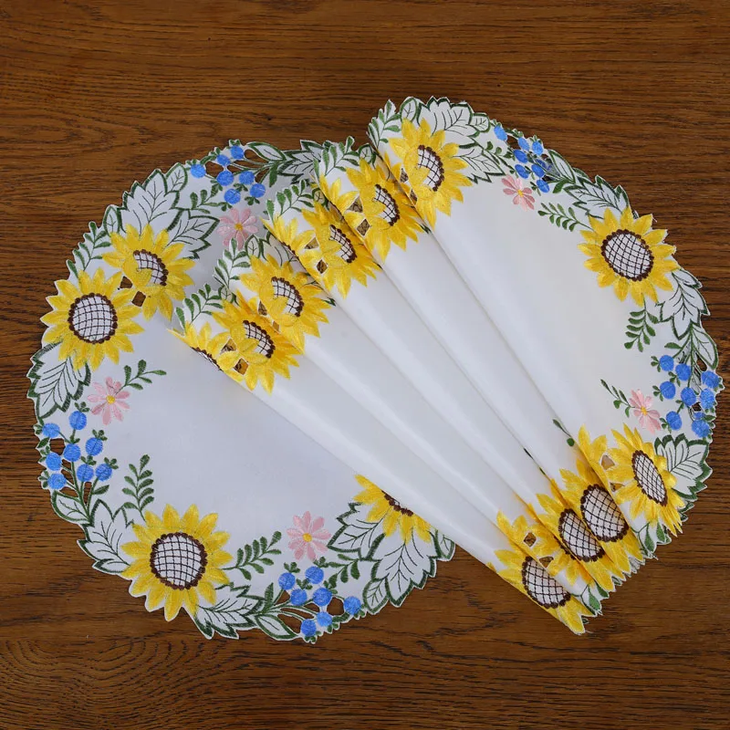 Round sunflower fruit embroidery table place mat Cloth placemat tea coaster Christmas kitchen Table decoration and accessories
Round sunflower fruit embroidery table place mat Cloth placemat tea coaster Christmas kitchen Table decoration and accessories