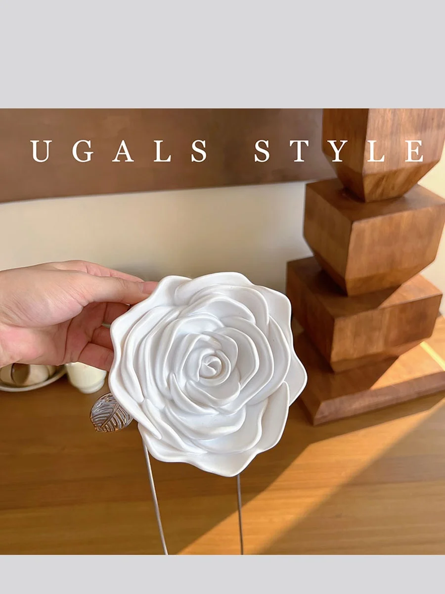 Ugals Acrylic Rose Flower Coin Box Key Party Handheld Crossbody Small Bag Fashionable European Style with Magnetic...
Ugals Acrylic Rose Flower Coin Box Key Party Handheld Crossbody Small Bag Fashionable European Style with Magnetic...