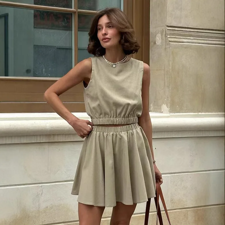 2025 women's cotton and linen pleated skirt set casual and comfortable round neck sleeveless vest elastic waist skirt
2025 women's cotton and linen pleated skirt set casual and comfortable round neck sleeveless vest elastic waist skirt