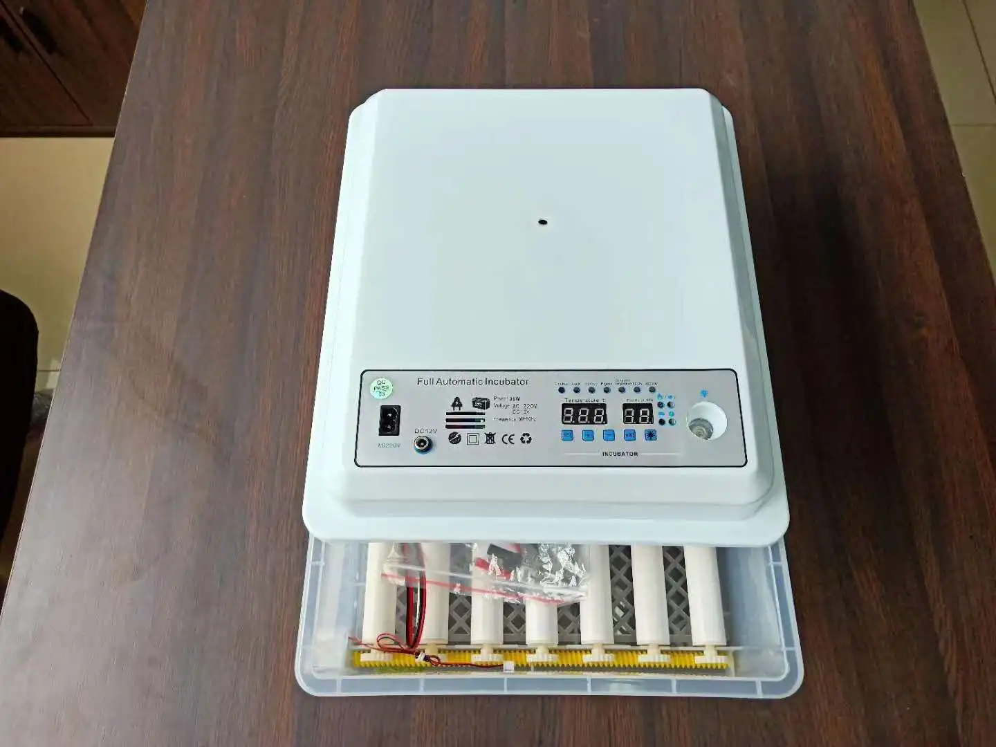 Intelligent Fully Automatic Incubator for Small-Scale Livestock Hatching
Intelligent Fully Automatic Incubator for Small-Scale Livestock Hatching