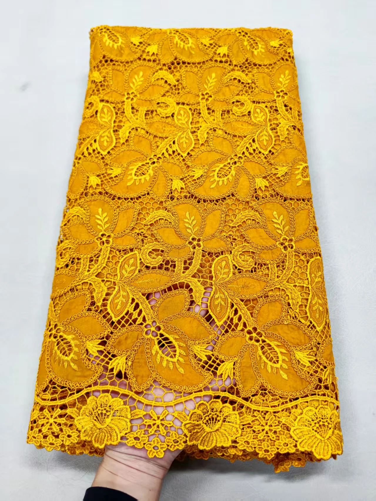 Latest African Lace Fabric 2025 High Quality,Cotton Fabrics By The Meter,Embroidery,Beaded,Linen,Wedding Dress,Tulle,5 Yards
Latest African Lace Fabric 2025 High Quality,Cotton Fabrics By The Meter,Embroidery,Beaded,Linen,Wedding Dress,Tulle,5 Yards