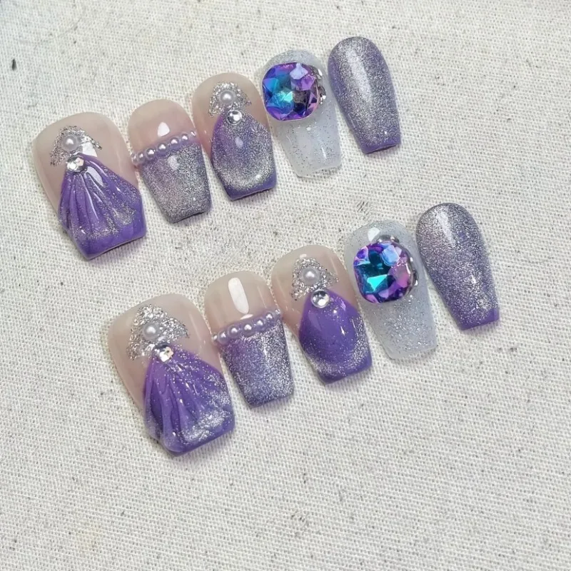 10Pcs Enchanted Purple False Nails Short Coffin Shape with Mermaid Tail Nail Tips Elegant Decorated Crystal Pearls for Girls
10Pcs Enchanted Purple False Nails Short Coffin Shape with Mermaid Tail Nail Tips Elegant Decorated Crystal Pearls for Girls