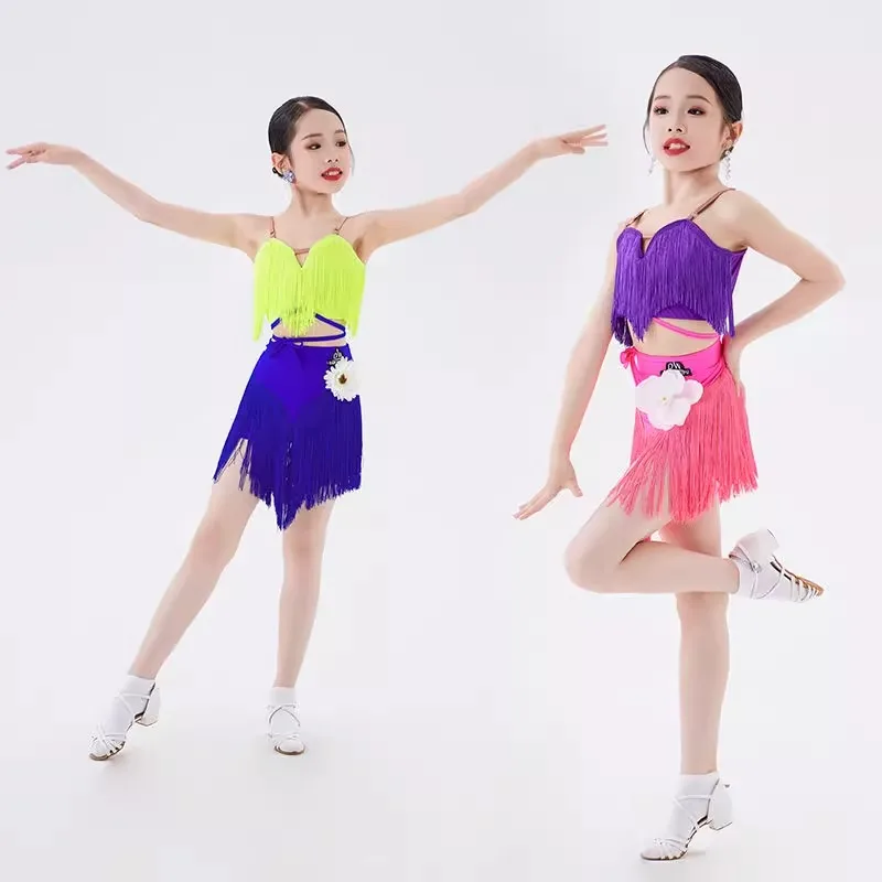 Детское платье для латинских танцев по индивидуальному заказу, цветной ремень, высокая талия, юбка с цветочным разрезом и кисточками, профессиональный костюм для выступлений, комплект
Детское платье для латинских танцев по индивидуальному заказу, цветной ремень, высокая талия, юбка с цветочным разрезом и кисточками, профессиональный костюм для выступлений, комплект