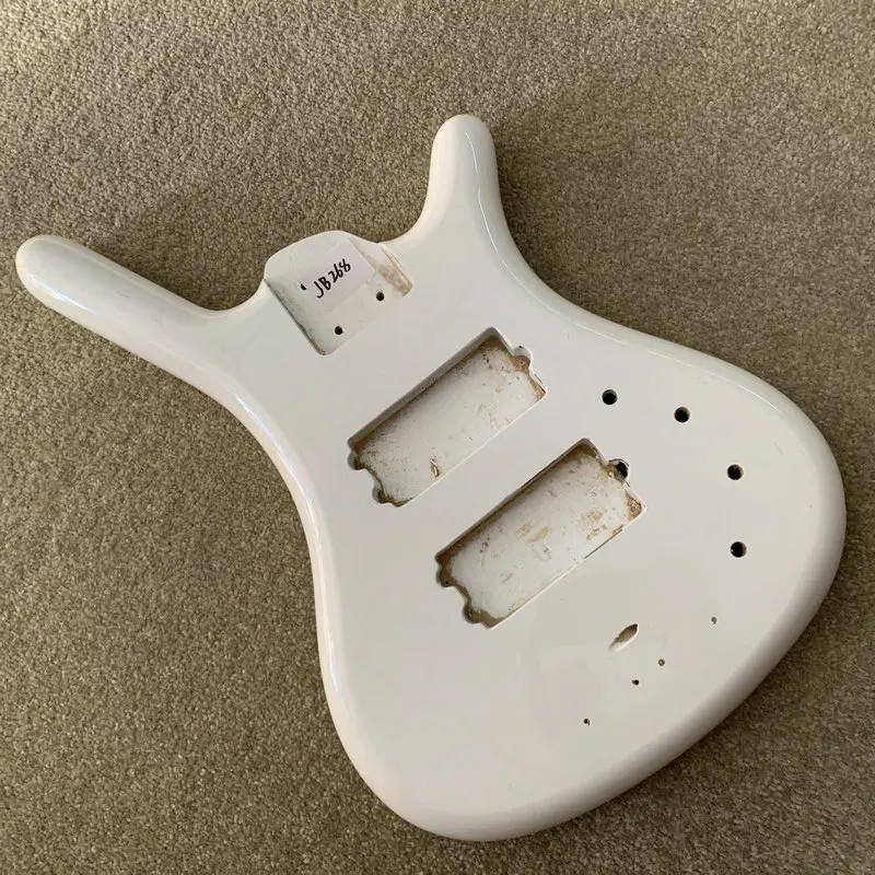 JB268 White Color Active Pickups Electric Bass Body Semi Finishing 6 or 5 Strings for Jazz Bass Replace and DIY with Damages 
JB268 White Color Active Pickups Electric Bass Body Semi Finishing 6 or 5 Strings for Jazz Bass Replace and DIY with Damages