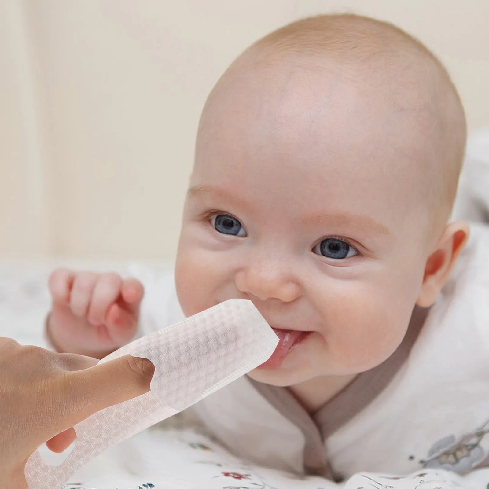 Набор из 32 мягких тканевых пальчиковых щеток для чистки рта младенцев, эффективное средство для ухода за полостью рта новорожденных и малышей, устраняющее неприятный запах изо рта
Набор из 32 мягких тканевых пальчиковых щеток для чистки рта младенцев, эффективное средство для ухода за полостью рта новорожденных и малышей, устраняющее неприятный запах изо рта