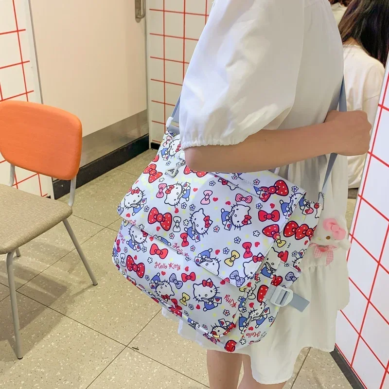 Sanrio Hello Kitty Kawaii Cartoon Print Handbag Large Capacity Female Students SchoolBag Japanese Style Casual Crossbody Bag
Sanrio Hello Kitty Kawaii Cartoon Print Handbag Large Capacity Female Students SchoolBag Japanese Style Casual Crossbody Bag
