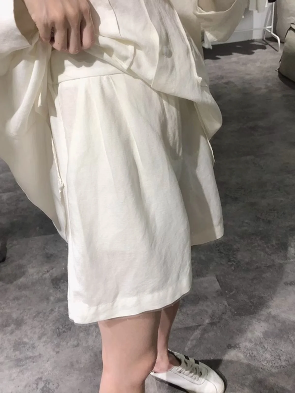 Cotton Linen Set for Women Summer Thin Seven Sve Wide Leg ort Pants Two Piece Set High End Brand Faionable A...
Cotton Linen Set for Women Summer Thin Seven Sve Wide Leg ort Pants Two Piece Set High End Brand Faionable A...