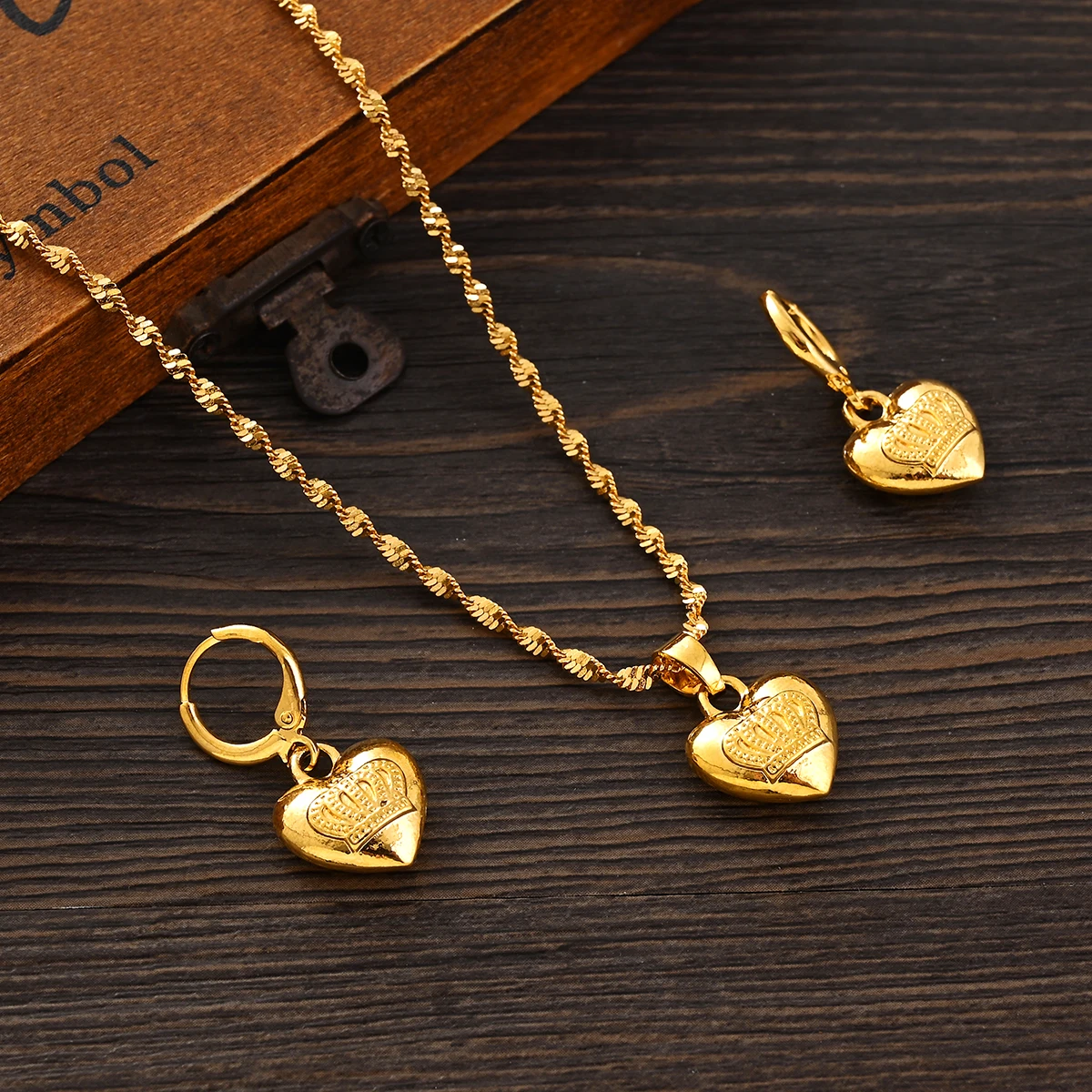 Gold Color Jewelry For Women/Girls Necklace Earrings Pendant Set Accessories Birthday Party Gift
Gold Color Jewelry For Women/Girls Necklace Earrings Pendant Set Accessories Birthday Party Gift