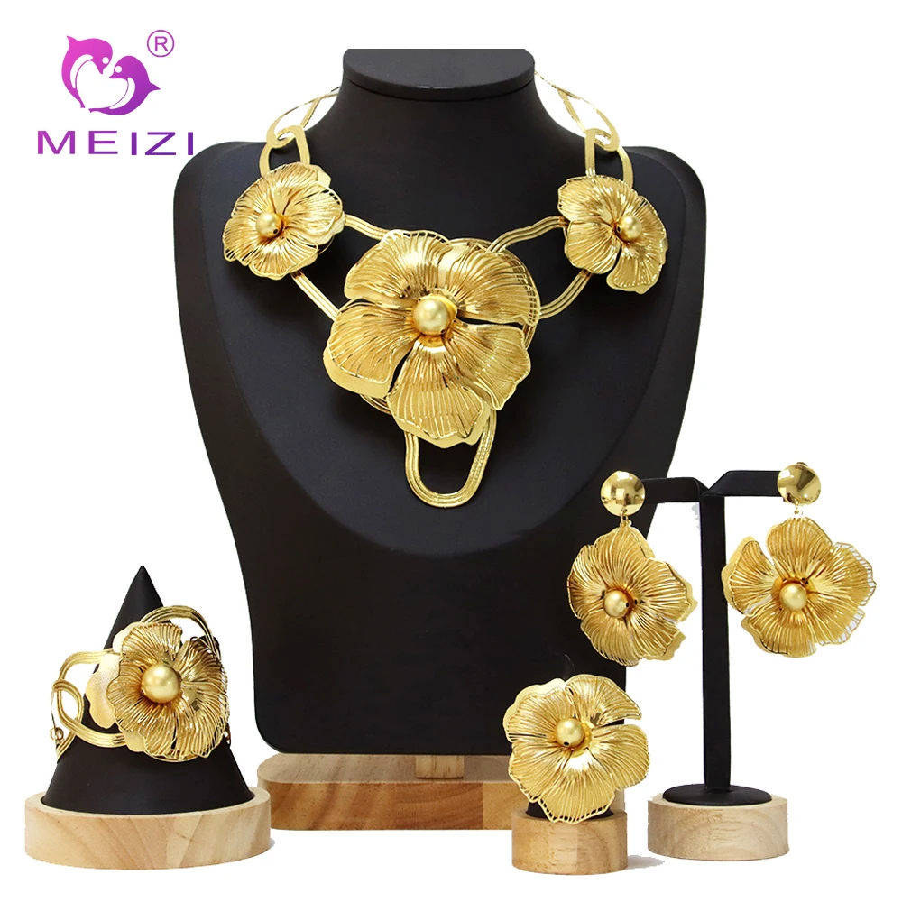 Newest Italian Golden Wedding Jewelry Sets For Women Luxury Banquet Wedding Party Accessories Big Pendant Free Shipping
Newest Italian Golden Wedding Jewelry Sets For Women Luxury Banquet Wedding Party Accessories Big Pendant Free Shipping