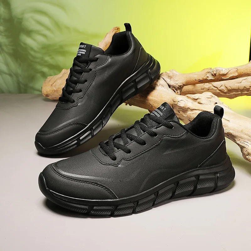 Мужские кроссовки для бега на открытом воздухе, легкие спортивные повседневные туфли, удобные для ходьбы и фитнеса, нескользящие, комфортные, на плоской подошве
Мужские кроссовки для бега на открытом воздухе, легкие спортивные повседневные туфли, удобные для ходьбы и фитнеса, нескользящие, комфортные, на плоской подошве