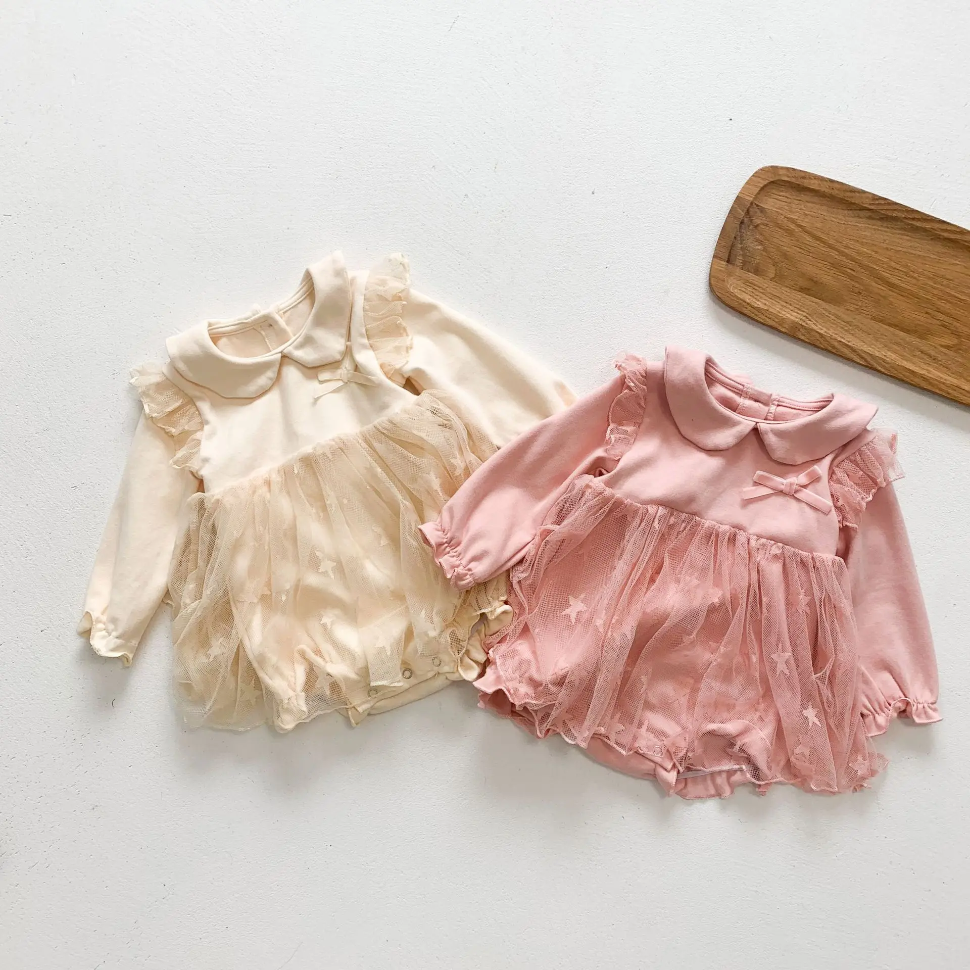 Ins Autumn Spring Newborn Girls Rompers Gauze Long Sleeve Lapel Sweet Fashion Baby Girls Jumpsuit Vintage Infant Girls Bodysuit
Ins Autumn Spring Newborn Girls Rompers Gauze Long Sleeve Lapel Sweet Fashion Baby Girls Jumpsuit Vintage Infant Girls Bodysuit