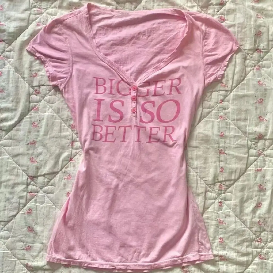 Y2K American Vintage Basics Spicy Girl облегающая повседневная уличная одежда с v-образным вырезом и буквенным принтом с короткими рукавами и графическим принтом, женская одежда
Y2K American Vintage Basics Spicy Girl облегающая повседневная уличная одежда с v-образным вырезом и буквенным принтом с короткими рукавами и графическим принтом, женская одежда