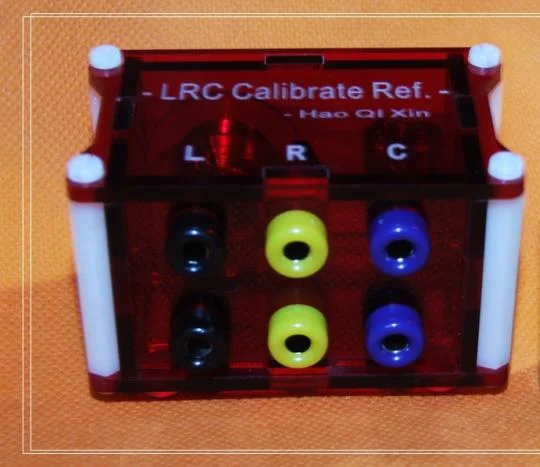 High-precision Inductance Resistance Capacitance Box LRC Reference Box Precision Bridge PM6306 Calibration)
High-precision Inductance Resistance Capacitance Box LRC Reference Box Precision Bridge PM6306 Calibration)