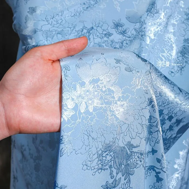 1Meter Jacquard Imitation Acetate Satin Fabric Soft Silk Silk Fabric Clothing Cheongsam Fabric
1Meter Jacquard Imitation Acetate Satin Fabric Soft Silk Silk Fabric Clothing Cheongsam Fabric