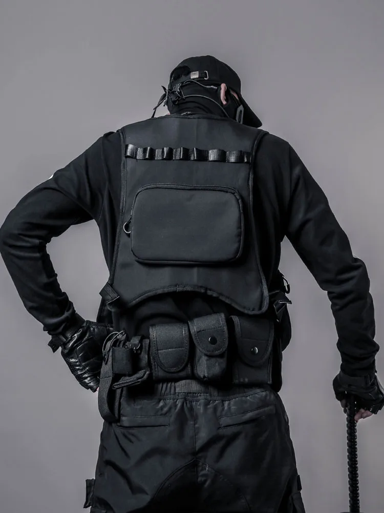 Дизайнерский темный уличный стиль Techwear, уличная одежда, жилет для мужчин и женщин, регулируемый многофункциональный жилет в американском стиле
Дизайнерский темный уличный стиль Techwear, уличная одежда, жилет для мужчин и женщин, регулируемый многофункциональный жилет в американском стиле