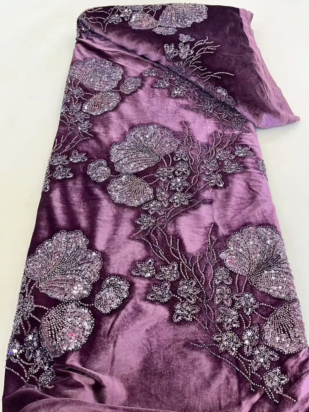 Velvet African Lace Fabric Sequins Beaded Embroidery Groom Nigerian Bridal High Quality French Tulle Lace Fabric For Wedding
Velvet African Lace Fabric Sequins Beaded Embroidery Groom Nigerian Bridal High Quality French Tulle Lace Fabric For Wedding