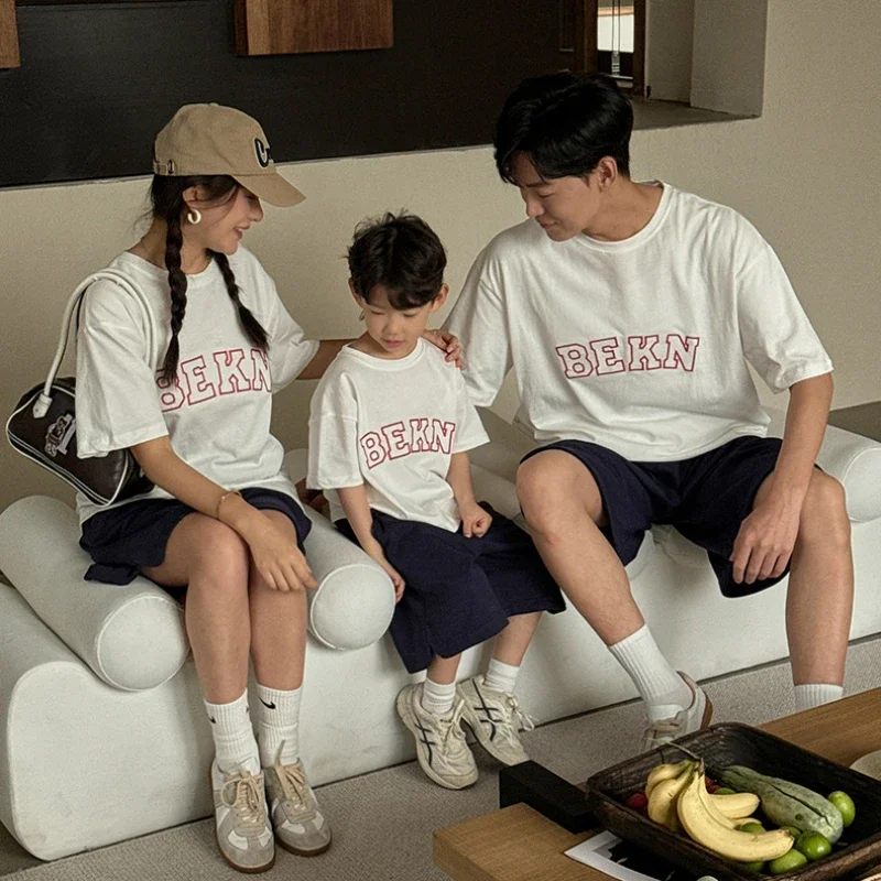 Family Clothes for Parents and Children Cotton Short Sleeve T Shirts Father Mother and Daughter Son Baby Matching Tee Shirt Tops
Family Clothes for Parents and Children Cotton Short Sleeve T Shirts Father Mother and Daughter Son Baby Matching Tee Shirt Tops