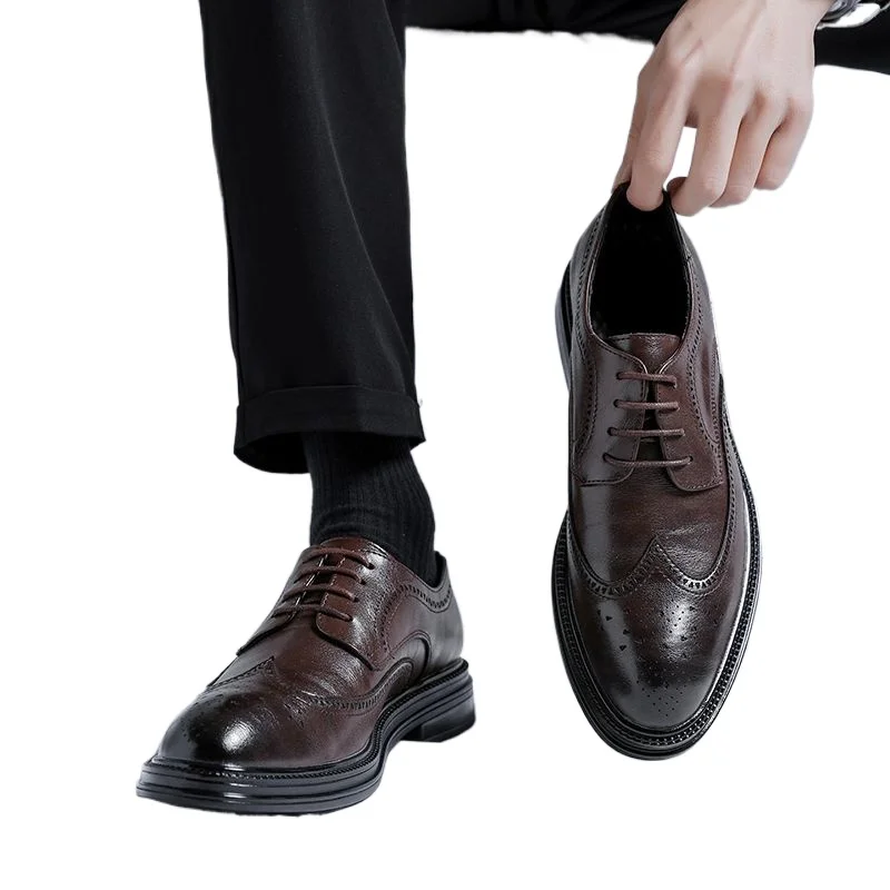 2025 Brock Leather Men's British Style Leather High Sense Suit Heightening Wedding Groom Marriage Dress Shoes
2025 Brock Leather Men's British Style Leather High Sense Suit Heightening Wedding Groom Marriage Dress Shoes