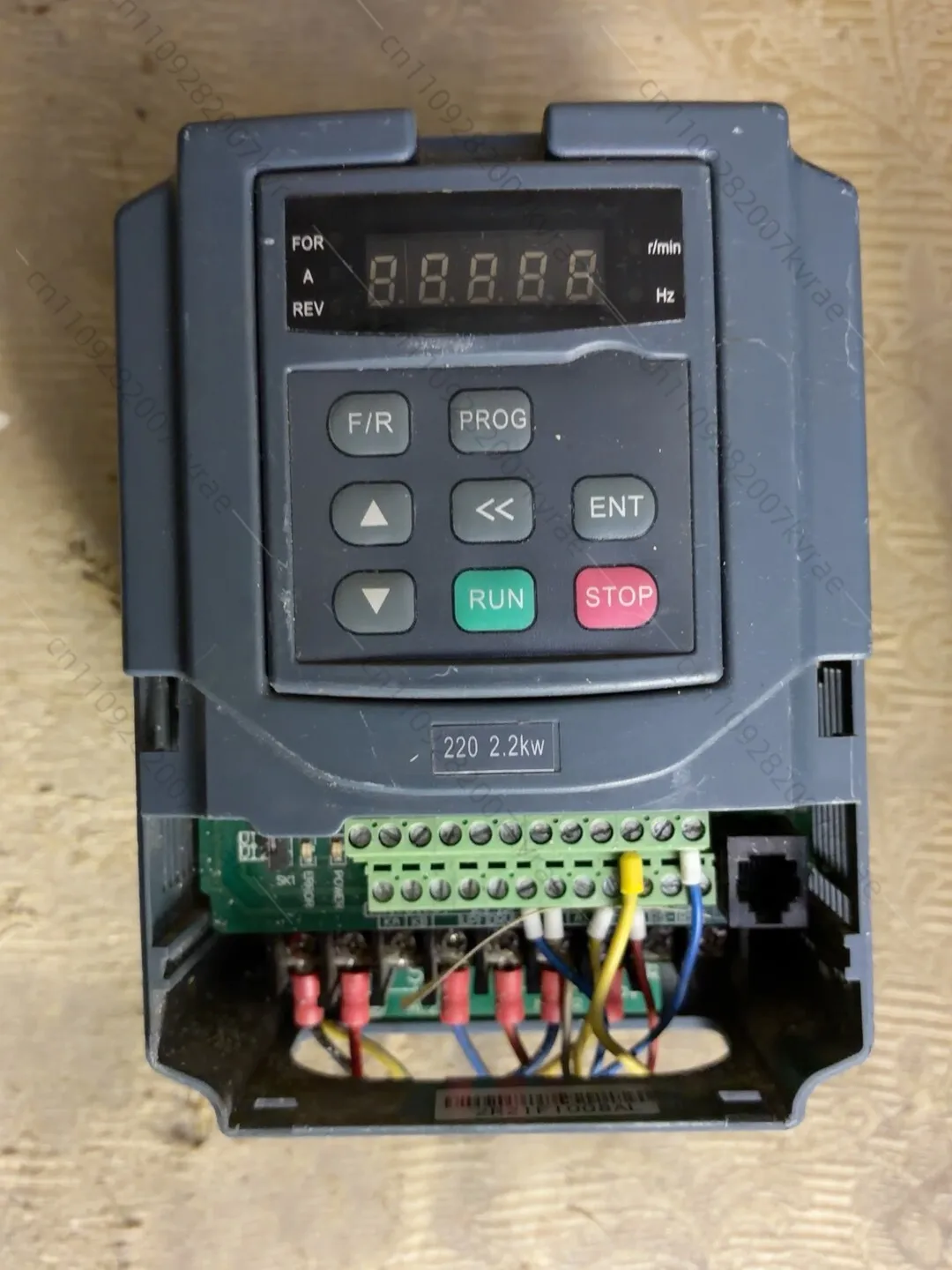 Used 1PC inverter 2.2KW 220V disassembly parts JC02R2A2L-V1.0 function intact Seconds-hand
Used 1PC inverter 2.2KW 220V disassembly parts JC02R2A2L-V1.0 function intact Seconds-hand