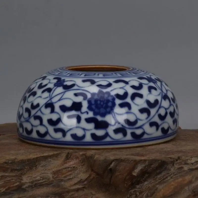 3.2" Collect Chinese Qing Blue White Porcelain Lotus Flower Branch Brush Washer
3.2" Collect Chinese Qing Blue White Porcelain Lotus Flower Branch Brush Washer