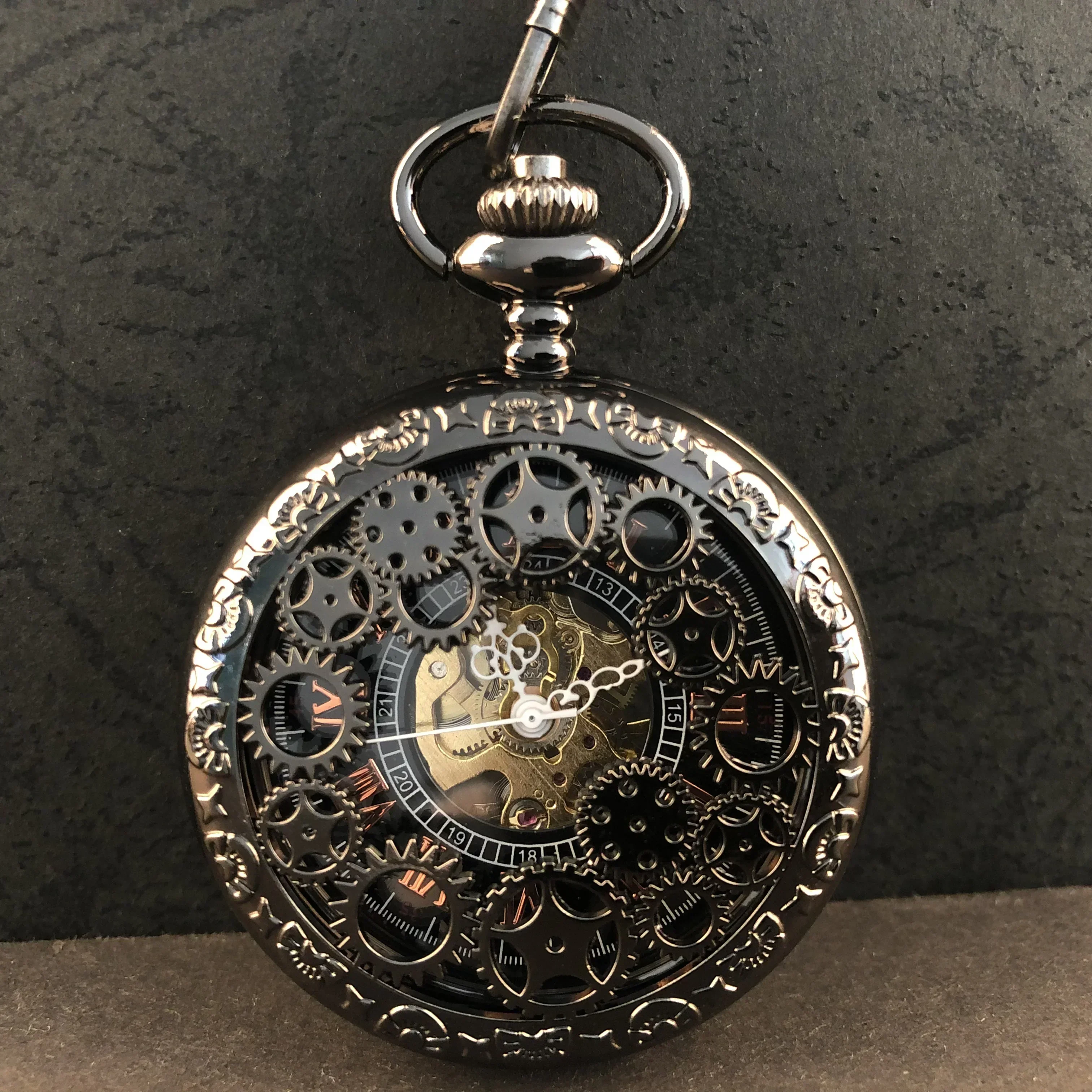 Black Vintage Skeleton Gear Mechanical Pocket Watch Men's Unisex Hand Wind Casual Pocket Fob Watches Pendant with Chain
Black Vintage Skeleton Gear Mechanical Pocket Watch Men's Unisex Hand Wind Casual Pocket Fob Watches Pendant with Chain