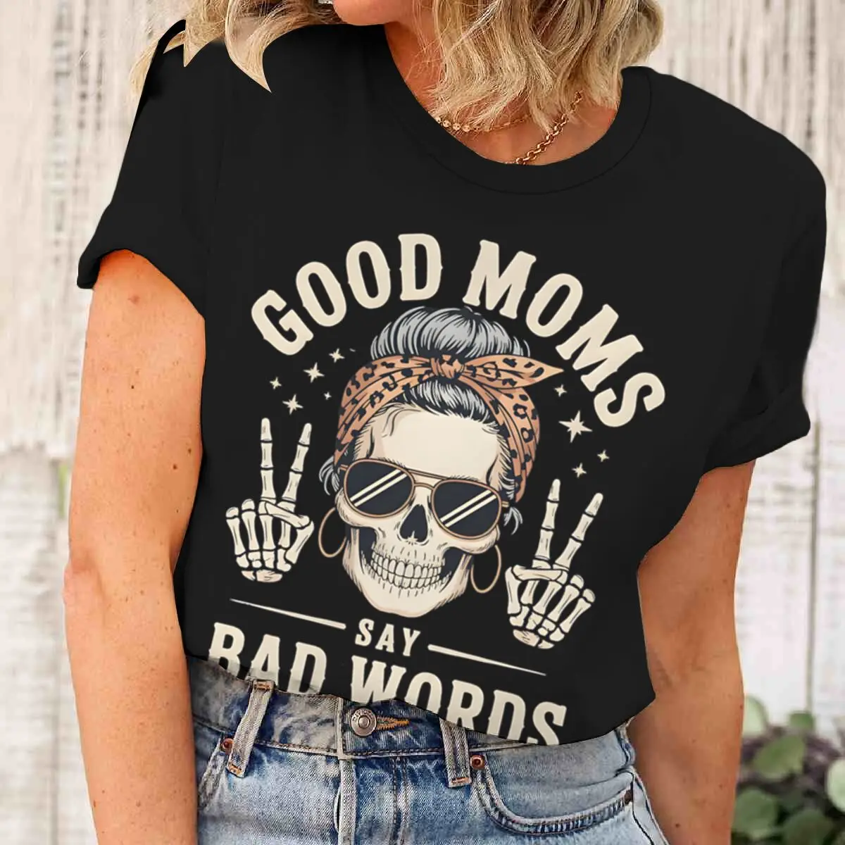 Good Moms Say Bad Words Print T Shirt Women Vintage Skull Gothic Skeleton Mama Life Streetwear Summer Short Sleeve Female Tees
Good Moms Say Bad Words Print T Shirt Women Vintage Skull Gothic Skeleton Mama Life Streetwear Summer Short Sleeve Female Tees