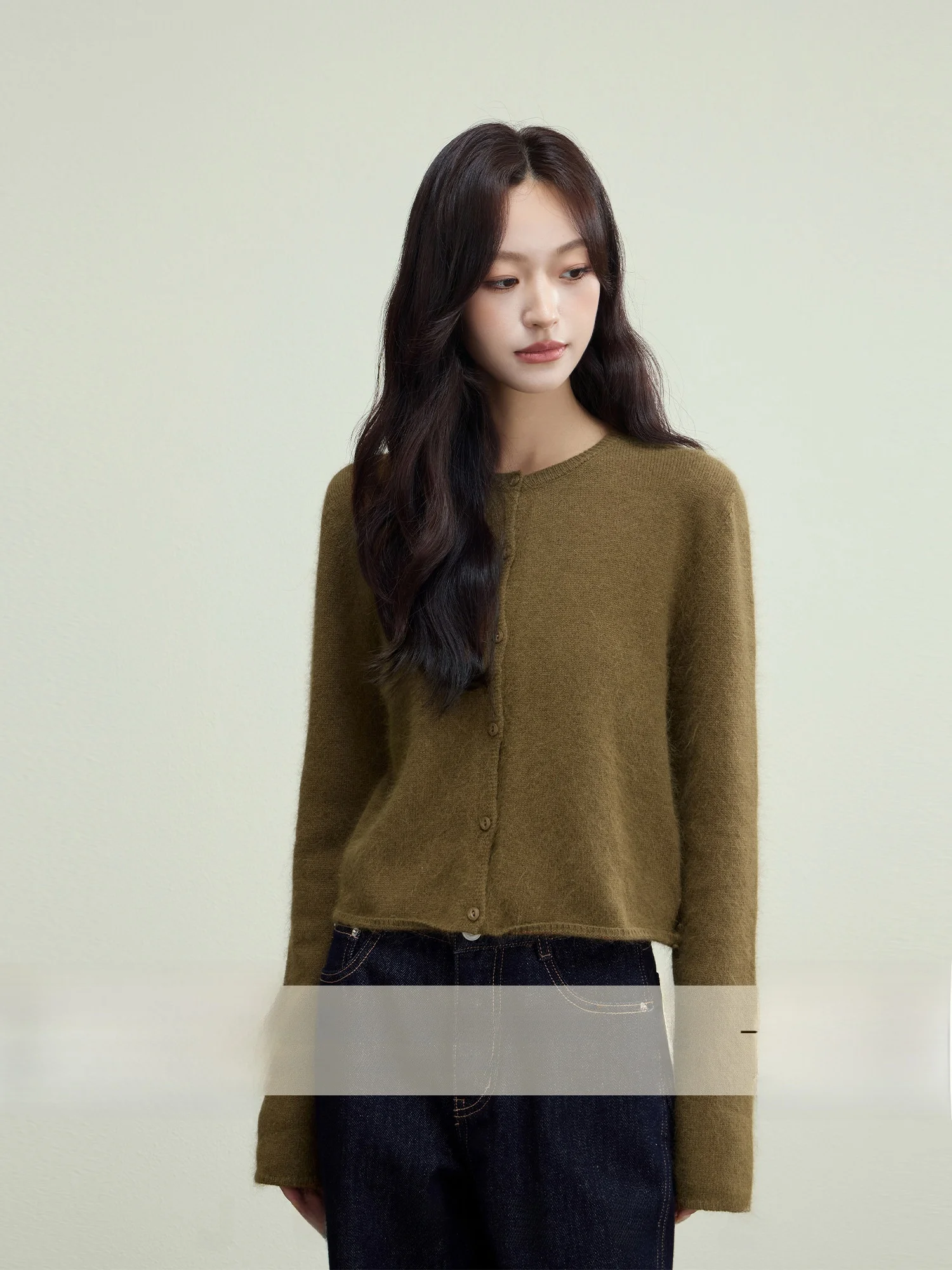 Женский вязаный кардиган Rise of the Ortie с круглым вырезом, топ-кардиган, осенне-зимняя верхняя одежда из теплой нейлоновой ткани
Женский вязаный кардиган Rise of the Ortie с круглым вырезом, топ-кардиган, осенне-зимняя верхняя одежда из теплой нейлоновой ткани