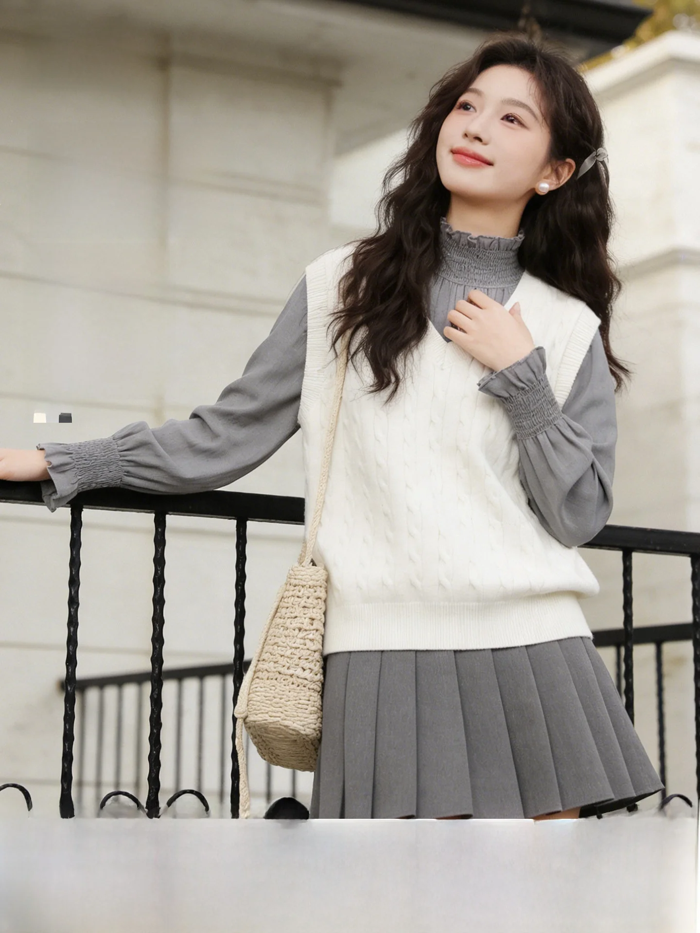 Snow Flying Women's Knitted Vest Early Spring Fashion Layering High-End Feelings Korean Style Loose Fit Casual Style Vest
Snow Flying Women's Knitted Vest Early Spring Fashion Layering High-End Feelings Korean Style Loose Fit Casual Style Vest