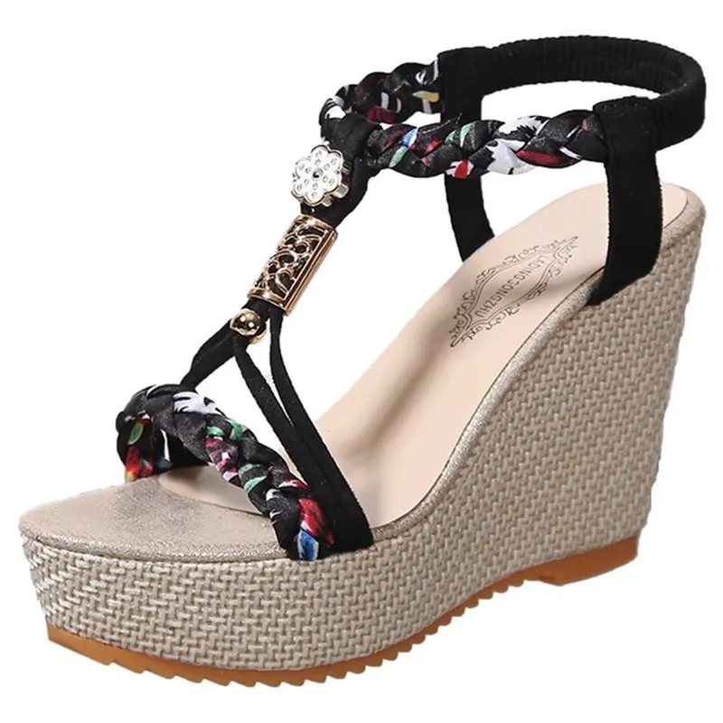 Женские босоножки на танкетке с металлическим декором, лето 2029, сандалии на платформе с плетеной лентой, женские пляжные сандалии на толстой подошве
Женские босоножки на танкетке с металлическим декором, лето 2029, сандалии на платформе с плетеной лентой, женские пляжные сандалии на толстой подошве