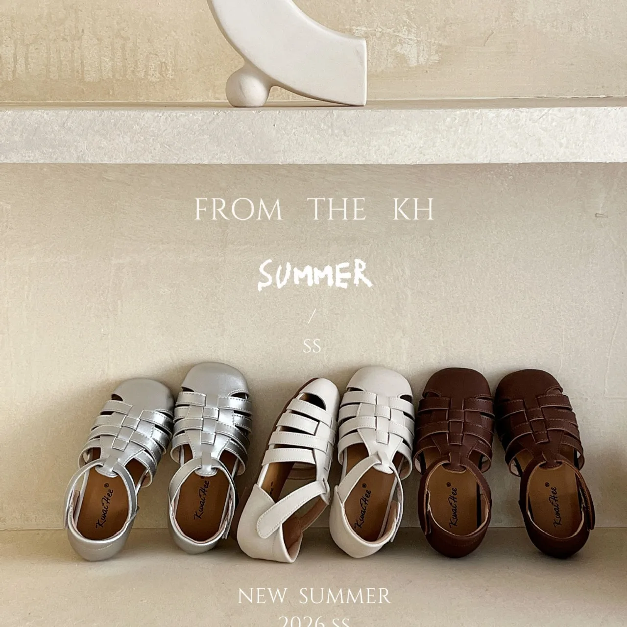 Kids'Casual Shoes Sandals Solid Color PU Leather Fashion Summer Flat Shoes For Children Anti-slip White Sliver Shoes Size 23-32
Kids'Casual Shoes Sandals Solid Color PU Leather Fashion Summer Flat Shoes For Children Anti-slip White Sliver Shoes Size 23-32
