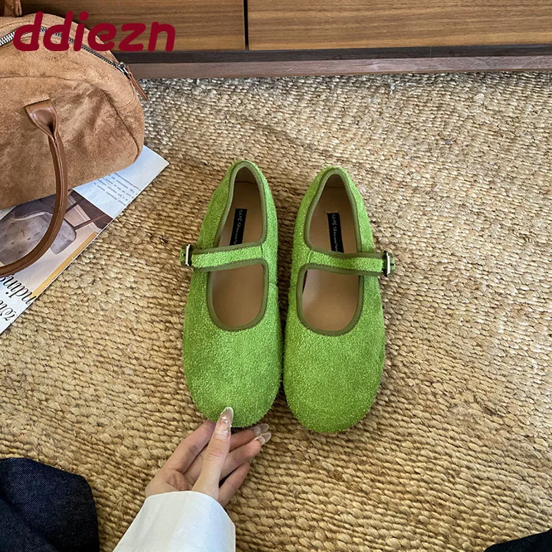 Роскошная женская обувь на плоской подошве с круглым носком, повседневная женская обувь на плоской подошве с пряжкой и ремешком, женская обувь Мэри Джейн на плоской подошве, 2025 г.
Роскошная женская обувь на плоской подошве с круглым носком, повседневная женская обувь на плоской подошве с пряжкой и ремешком, женская обувь Мэри Джейн на плоской подошве, 2025 г.