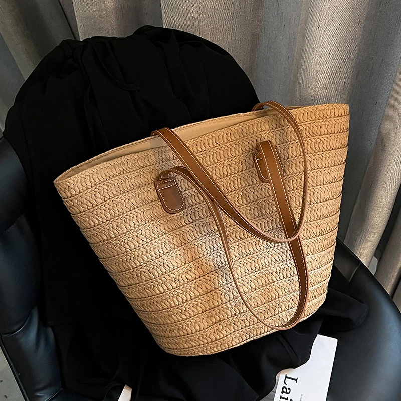 Large Capacity Woven Straw Bucket Bag Women's Summer 2025 Fashion Shoulder Tote Bag Underarm Bucket Bag Beach Bag
Large Capacity Woven Straw Bucket Bag Women's Summer 2025 Fashion Shoulder Tote Bag Underarm Bucket Bag Beach Bag