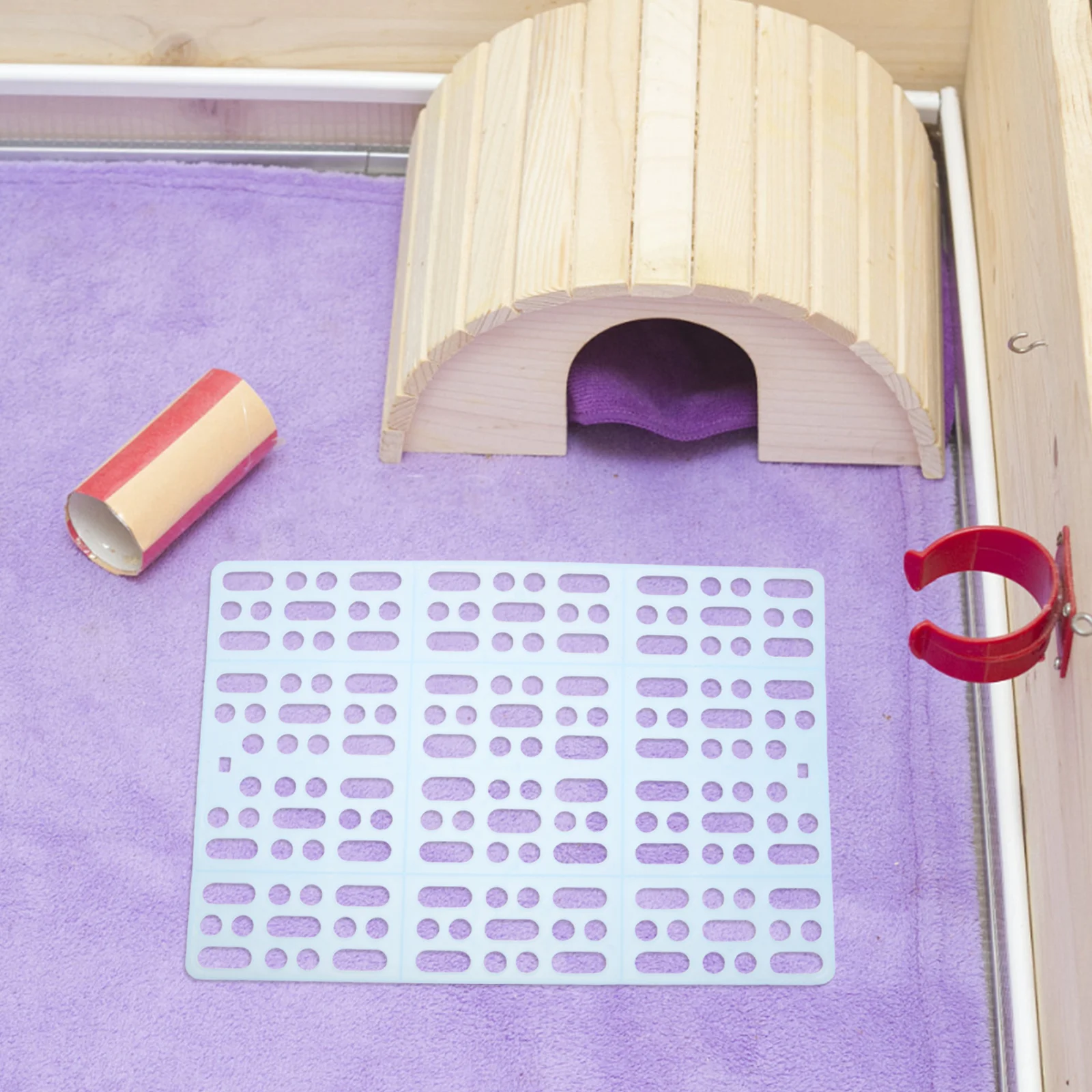 3Pcs Plastic Rabbit Cage Mat Grid Design Pet Mat Foot Resting Pads for Bunny Guinea Pig Chinchilla Cage Accessories 33.5x24cm
3Pcs Plastic Rabbit Cage Mat Grid Design Pet Mat Foot Resting Pads for Bunny Guinea Pig Chinchilla Cage Accessories 33.5x24cm