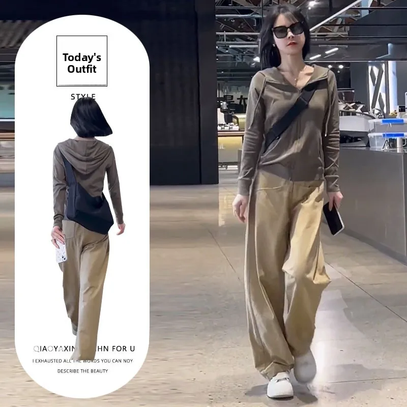 Casual Women's Two-Piece Set Long Sleeve Zipper Hooded T-Shirt Open Cardigan Wide Leg Slimming Pants Autumn Fashion Ensemble
Casual Women's Two-Piece Set Long Sleeve Zipper Hooded T-Shirt Open Cardigan Wide Leg Slimming Pants Autumn Fashion Ensemble
