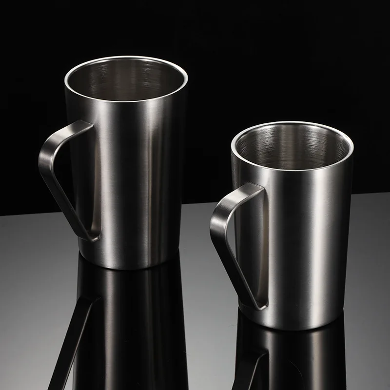 304 Stainless Steel Insulated Beer Mug with Handle Double-layer Tapered Water Bottle Bar Drinking Coffee Cups Milk Drinkware
304 Stainless Steel Insulated Beer Mug with Handle Double-layer Tapered Water Bottle Bar Drinking Coffee Cups Milk Drinkware