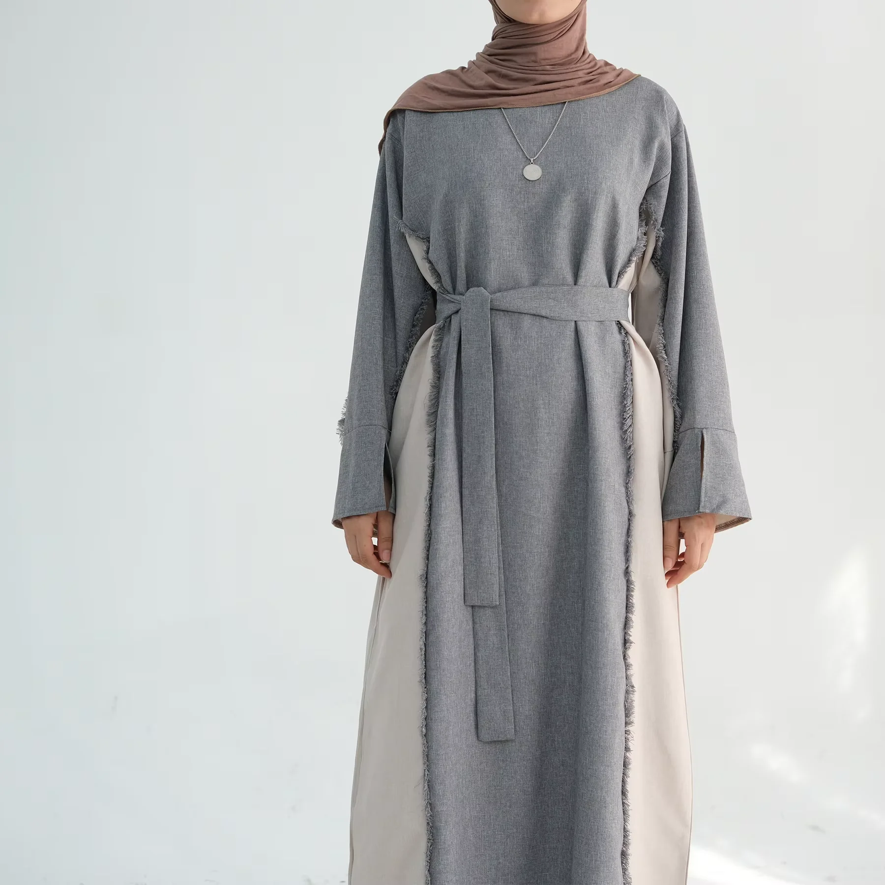 Muslim Women Tassel Maxi Dress Turkey Kaftan Dubai Abaya Ramadan Eid Islam Clothing Modest Arab Robe Caftan Marocain Femme Gown
Muslim Women Tassel Maxi Dress Turkey Kaftan Dubai Abaya Ramadan Eid Islam Clothing Modest Arab Robe Caftan Marocain Femme Gown