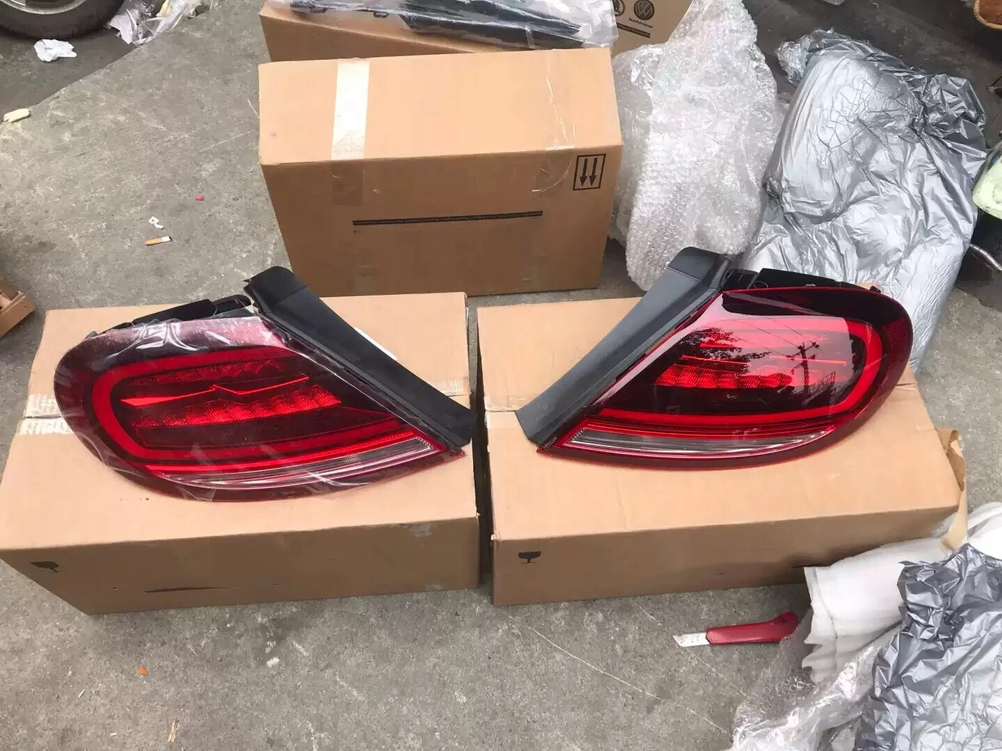 Задний фонарь в сборе для Volkswagen vw Beetle 2012-2016, обновление до 2018, автомобильные аксессуары
Задний фонарь в сборе для Volkswagen vw Beetle 2012-2016, обновление до 2018, автомобильные аксессуары