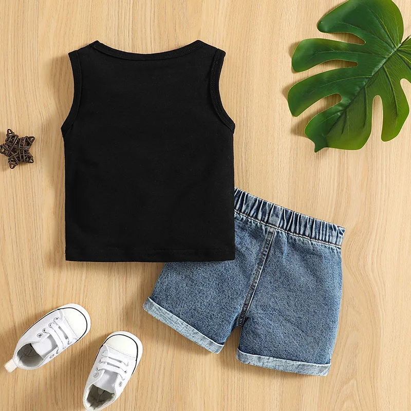 Baby Boys Shorts Set Letters Print Tank Top with Ripped Denim Shorts Summer Outfit
Baby Boys Shorts Set Letters Print Tank Top with Ripped Denim Shorts Summer Outfit