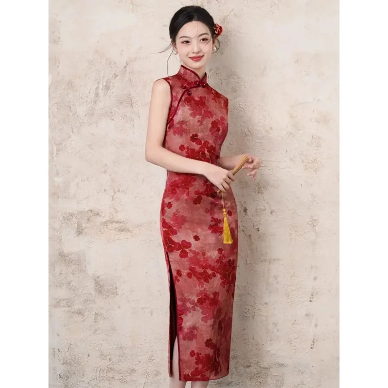 Summer Jacquard Sleeveless Improved Qipao Slim Retro Evening Party Dress
Summer Jacquard Sleeveless Improved Qipao Slim Retro Evening Party Dress
