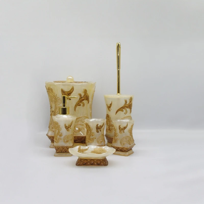 Hand sanitizer bottle light luxury foaming bottle household lotion bottle press type palace color scheme
Hand sanitizer bottle light luxury foaming bottle household lotion bottle press type palace color scheme