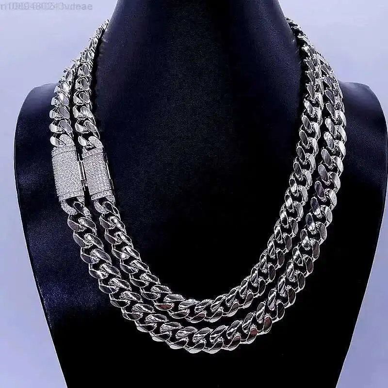 Buss Down No Fade Ручная работа Майами Кубинский толщиной 12 мм Iced Out Муассанит Замок Твердая кубинская цепочка Кубинское звено
Buss Down No Fade Ручная работа Майами Кубинский толщиной 12 мм Iced Out Муассанит Замок Твердая кубинская цепочка Кубинское звено