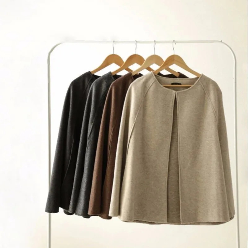 Cute ort Woolen Coat Fem Outerwear Autumn Winter Japanese Sle Anti-Aging oulder awl Cowl Ne Long Sve Polyester
Cute ort Woolen Coat Fem Outerwear Autumn Winter Japanese Sle Anti-Aging oulder awl Cowl Ne Long Sve Polyester