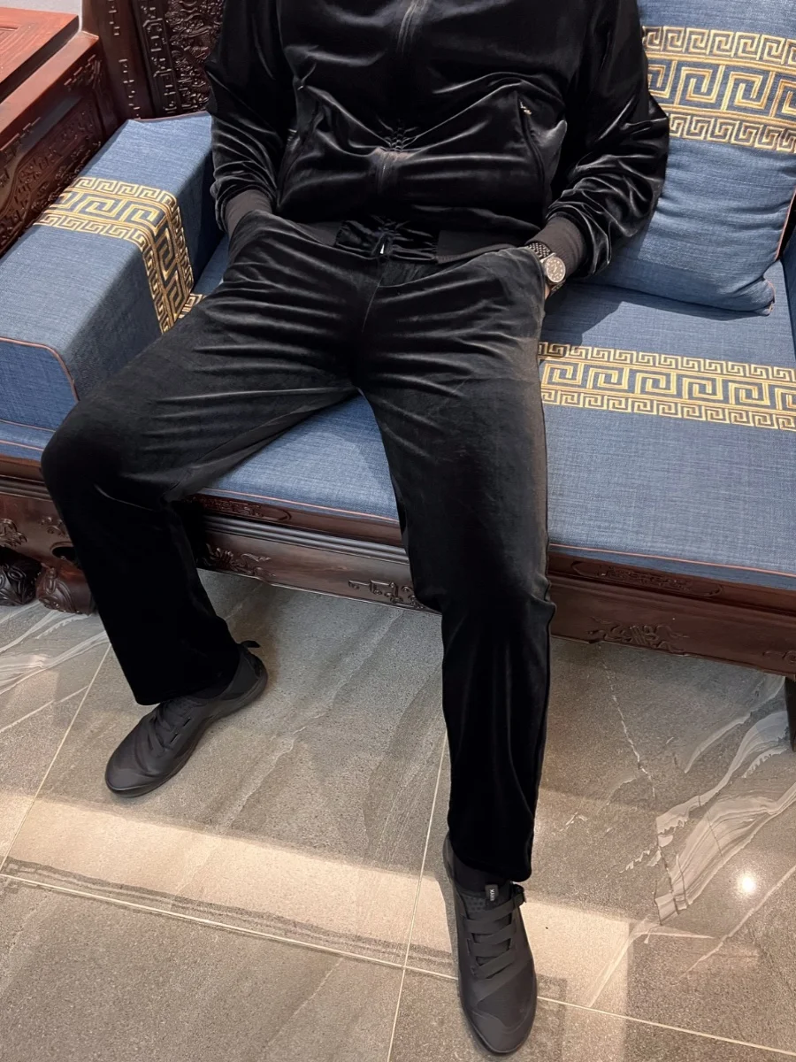 Мужские брюки Busin Casual из вельвета, прямой крой, осенне-зимние, с поясом, свободного кроя, цвет черный Knight Sle
Мужские брюки Busin Casual из вельвета, прямой крой, осенне-зимние, с поясом, свободного кроя, цвет черный Knight Sle